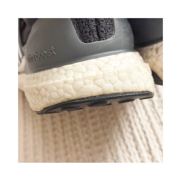 Adidas Ultraboost DNA 5.0 NASA 🚀 size 11 - Picture 6 of 9